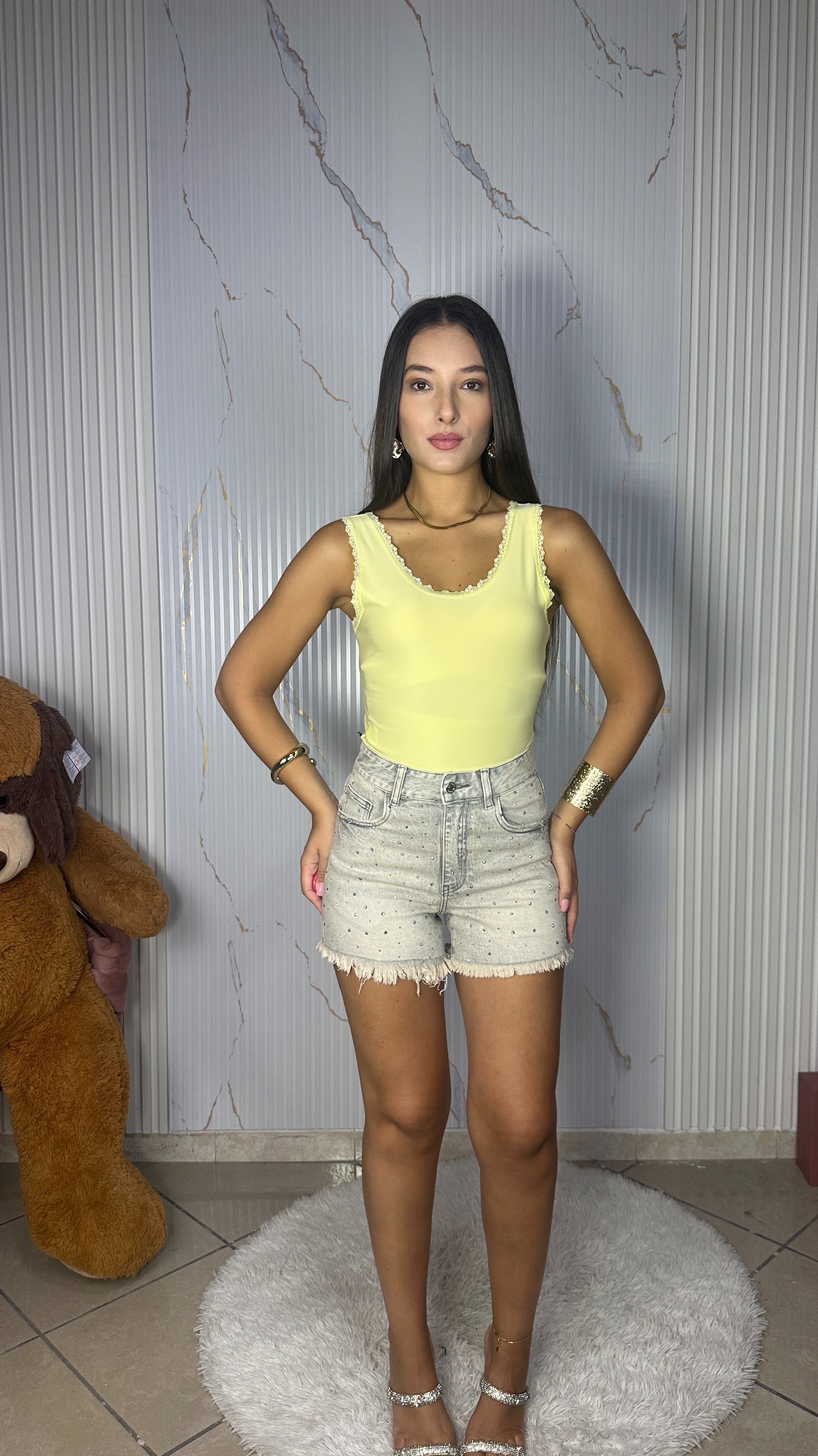 Shorts Shine