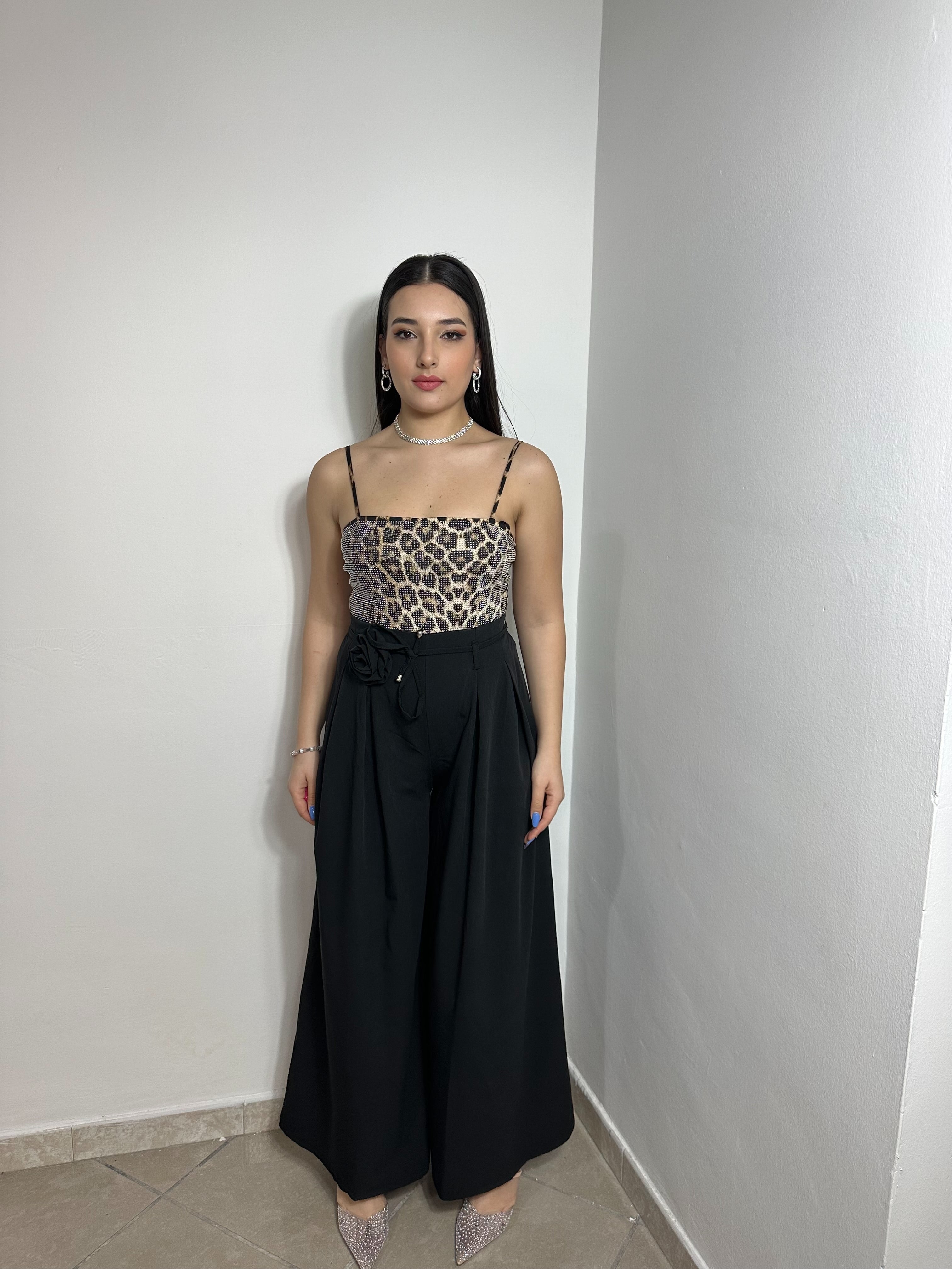 Body leopard