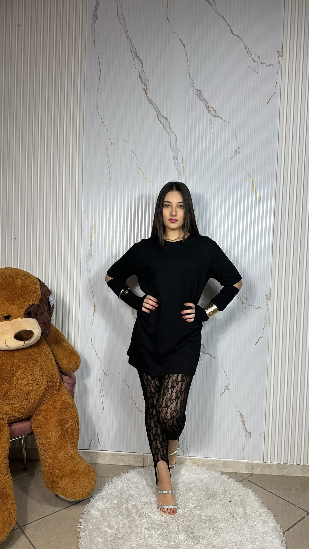 Maxi Shirt Con Manicotti Nero