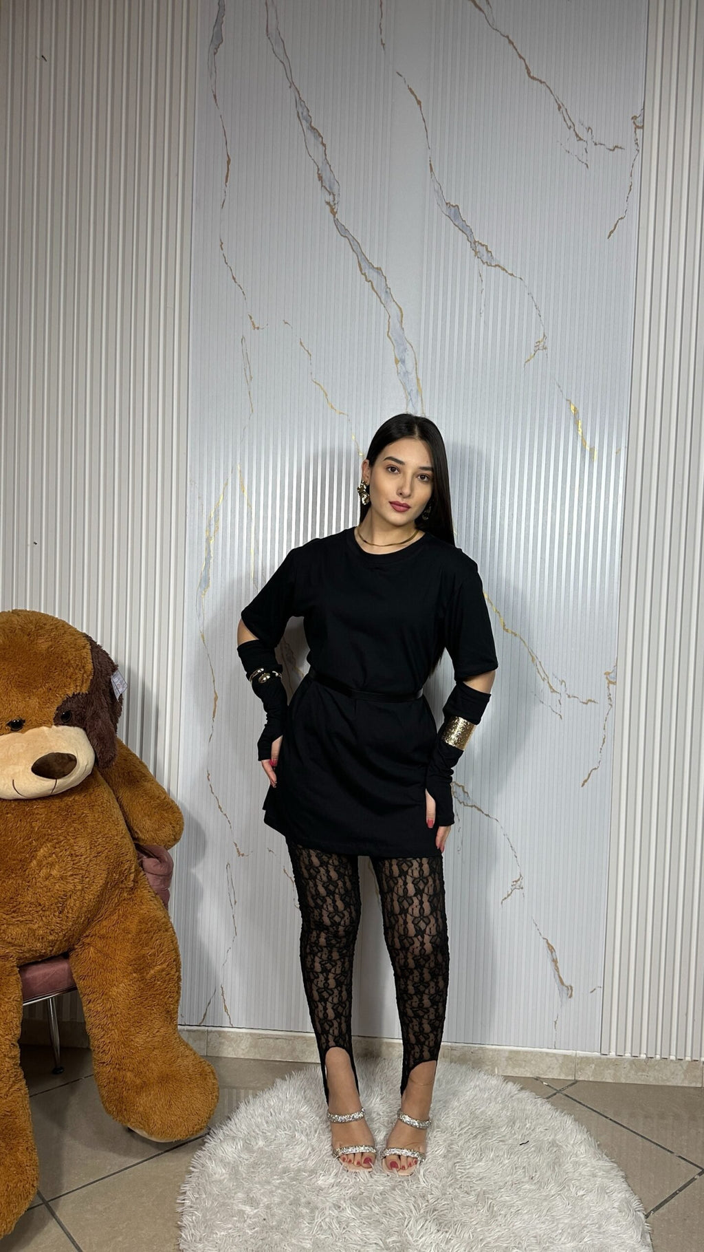 Maxi Shirt Con Manicotti Nero