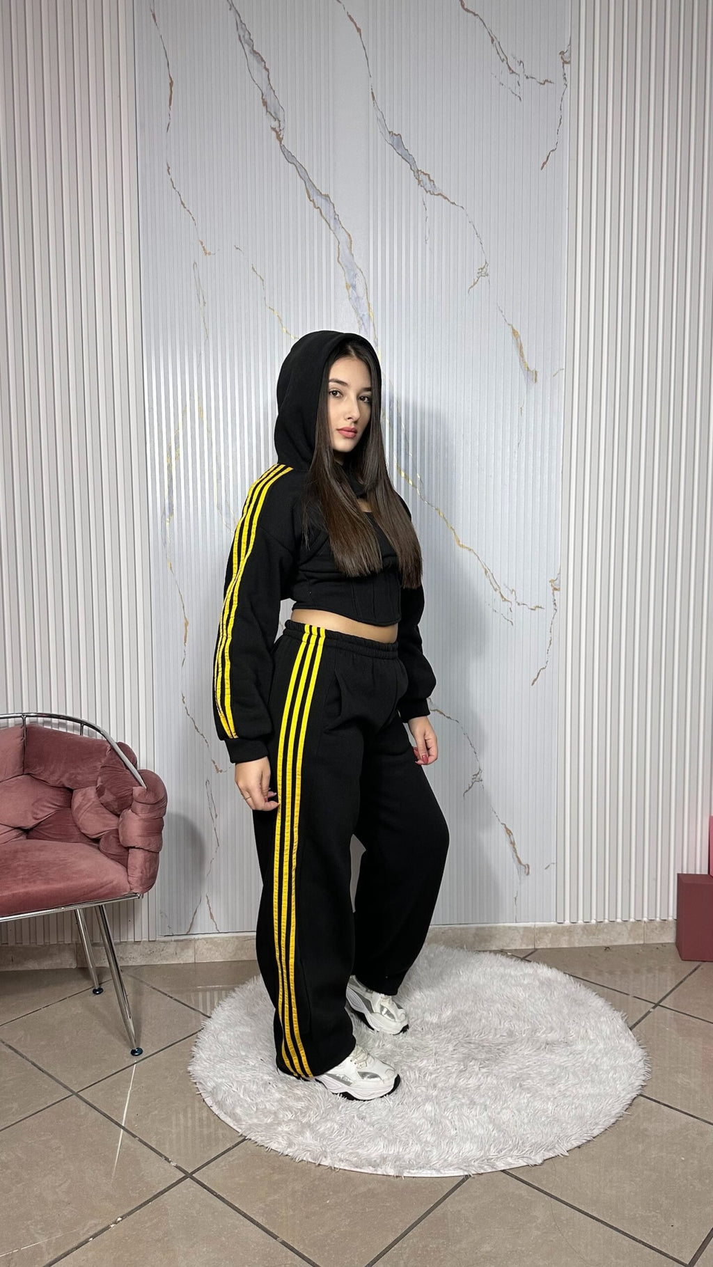 Set Melany