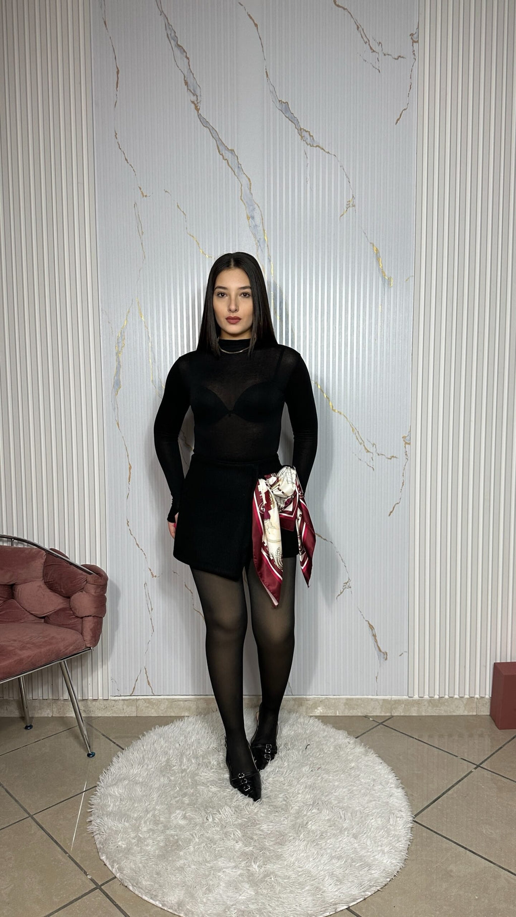 Shorts Con Foulard